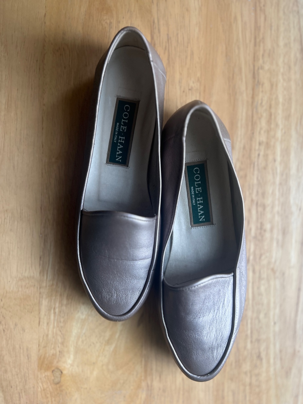 Made in Italy Vintage Cole Haan Metalic Pewter Silver Loafer Flats Size 6 VTG